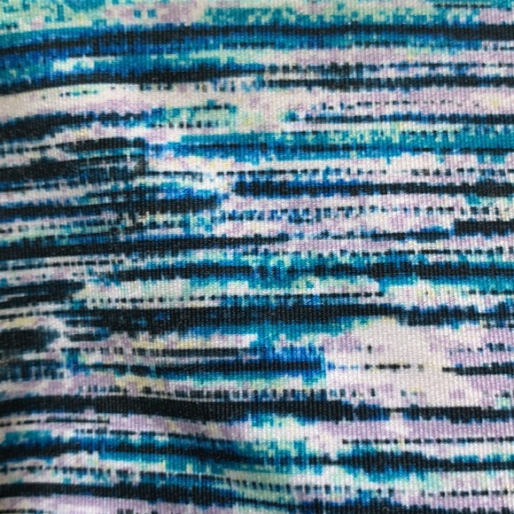 Multicolour Lululemon Crop Tank - Picture 4 of 4